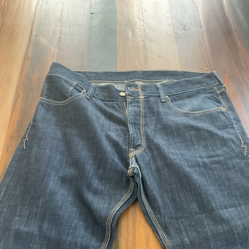 Men's Relaxed Fit Jeans in Deep Blue